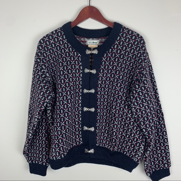 L.L. Bean Sweaters - L.L. Bean Vintage cardigan sweater